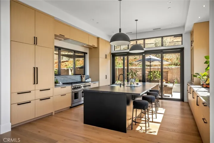 1415 Hansen, San Luis Obispo, California 93401