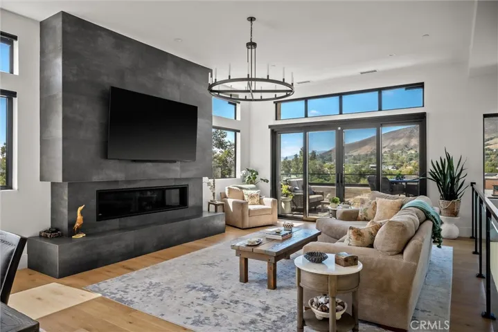 1415 Hansen, San Luis Obispo, California 93401