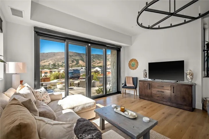 1415 Hansen, San Luis Obispo, California 93401