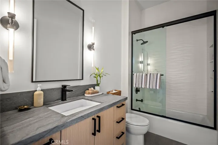 1415 Hansen, San Luis Obispo, California 93401