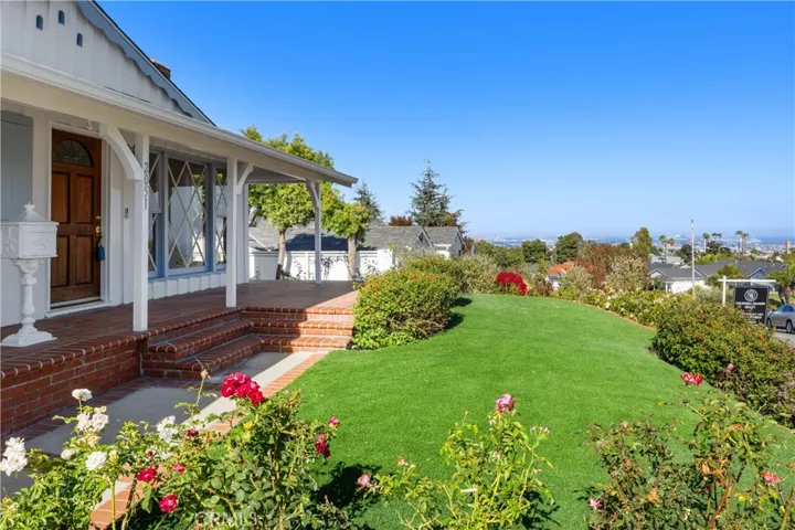 2051 W Elberon, Rancho Palos Verdes, California 90275