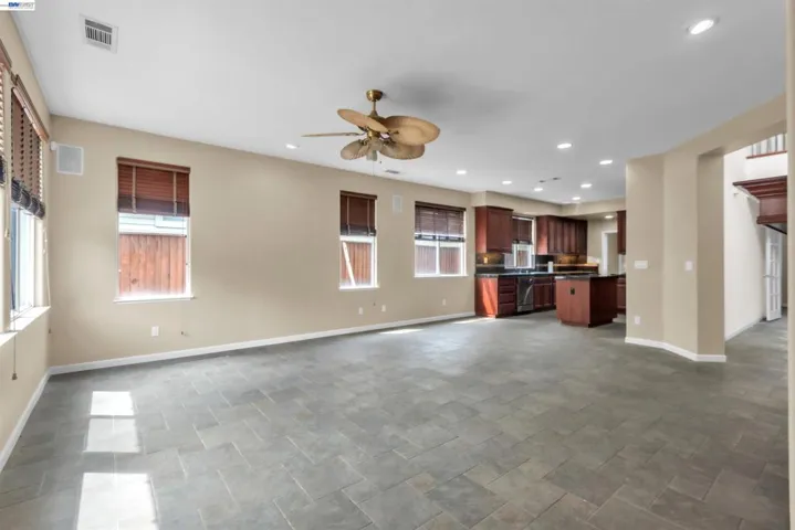 2630 Annette Ct, Tracy, California 95304
