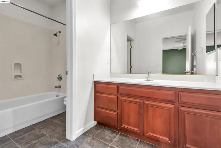 2630 Annette Ct, Tracy, California 95304