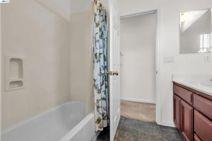 2630 Annette Ct, Tracy, California 95304