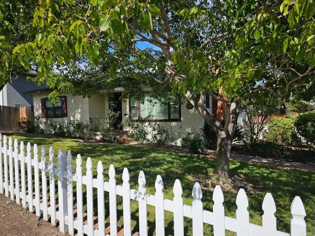 4401 Pomona Avenue, La Mesa, California 91942