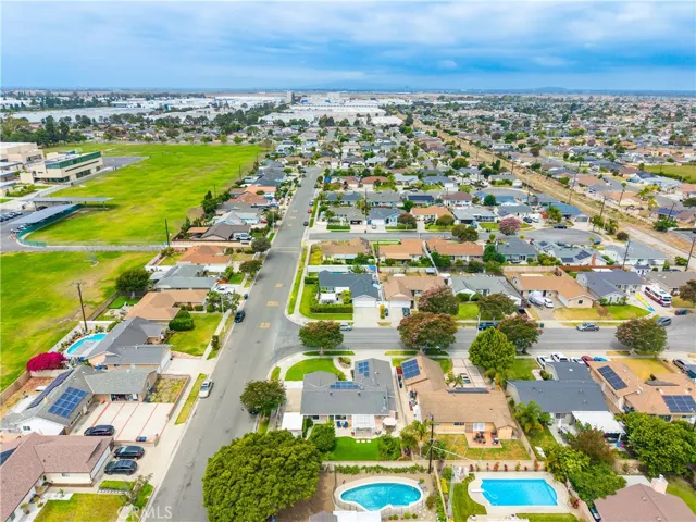14622 Zane, Huntington Beach, California 92647