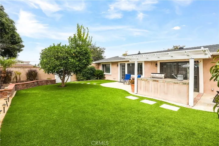 14622 Zane, Huntington Beach, California 92647