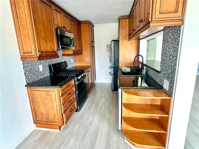 423 S Rexford, Beverly Hills, California 90212