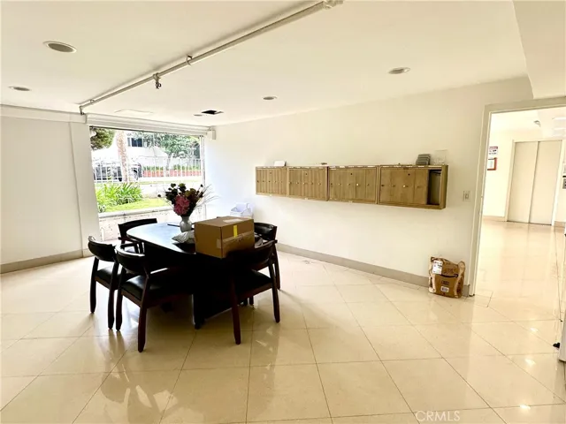 423 S Rexford, Beverly Hills, California 90212