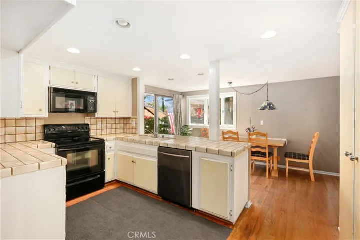 6541 Segovia, Huntington Beach, California 92647