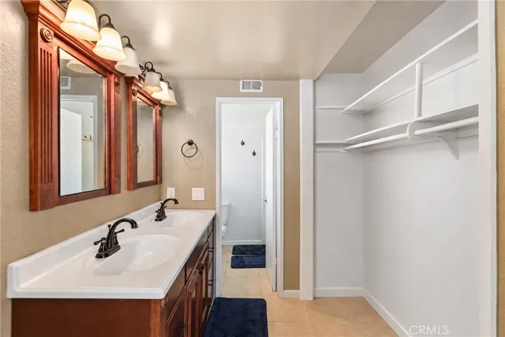 6541 Segovia, Huntington Beach, California 92647