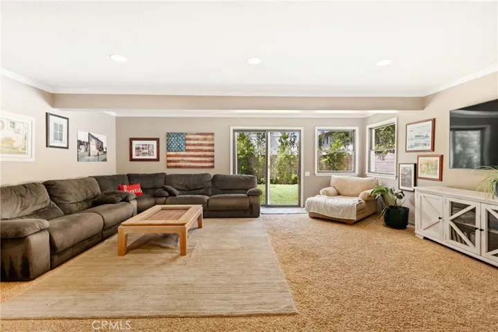 6541 Segovia, Huntington Beach, California 92647