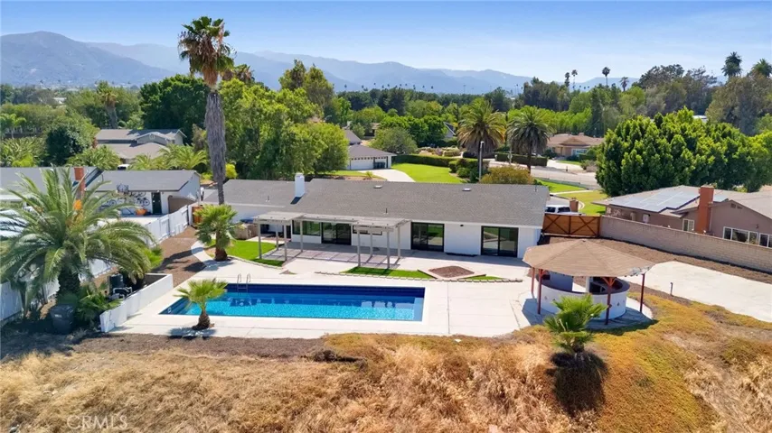 19414 Dry Gulch, Corona, California 92881