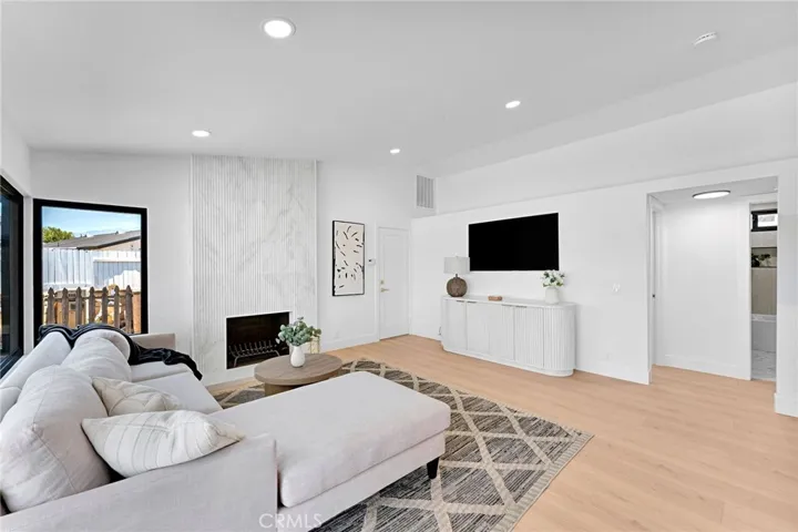 19414 Dry Gulch, Corona, California 92881
