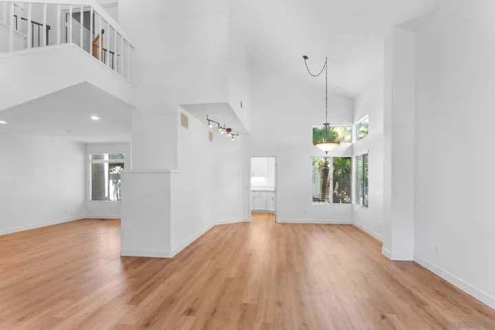 11249 Caminito Rodar, San Diego, California 92126