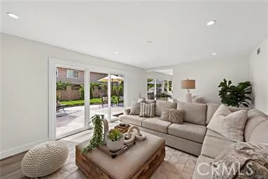 24828 Acropolis, Mission Viejo, California 92691