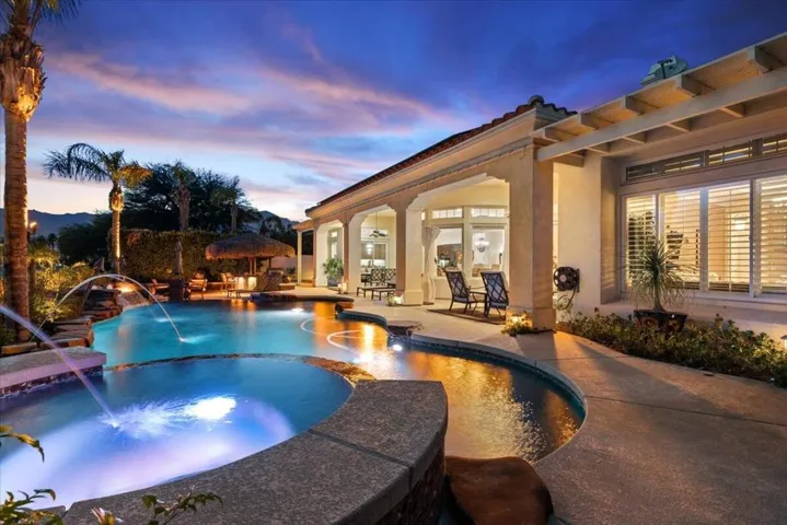 15-47-48 Vista Encantada -81
