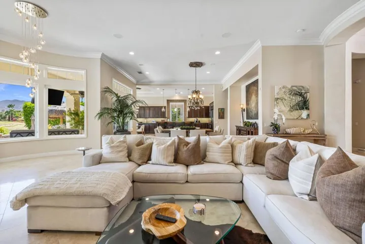 2-web-or-mls-249A2246