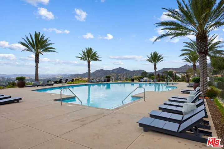 11728 Canoga Avenue, Chatsworth, California 91311