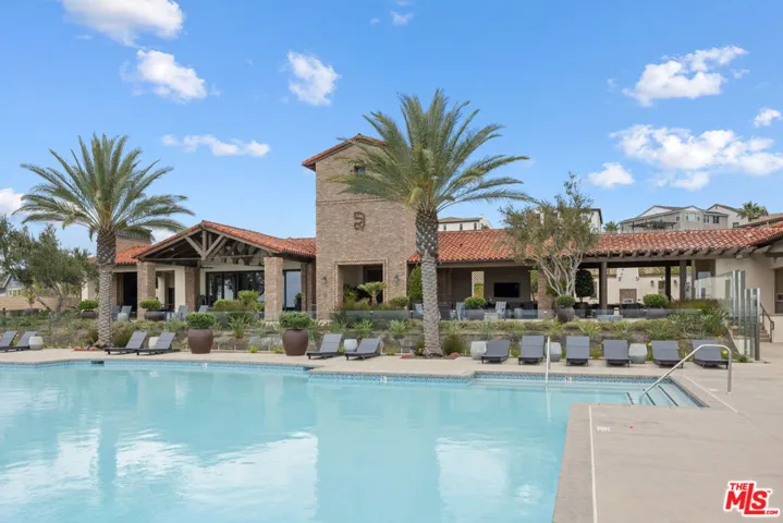 11728 Canoga Avenue, Chatsworth, California 91311