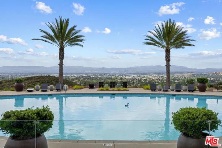 11728 Canoga Avenue, Chatsworth, California 91311