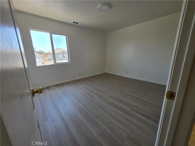 481 N Pinewood, Upland, California 91786