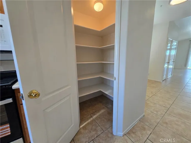 481 N Pinewood, Upland, California 91786