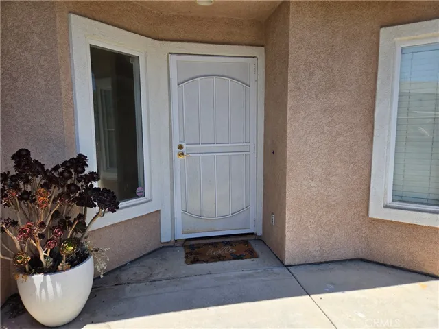 481 N Pinewood, Upland, California 91786