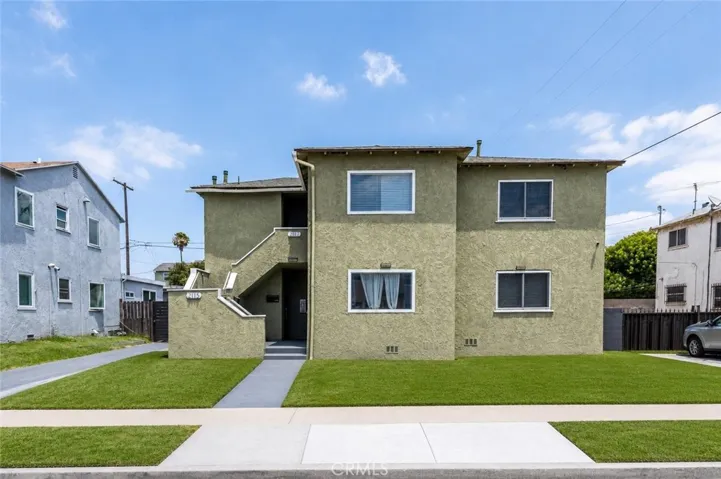2115 W 103rd Place, Los Angeles, California 90047