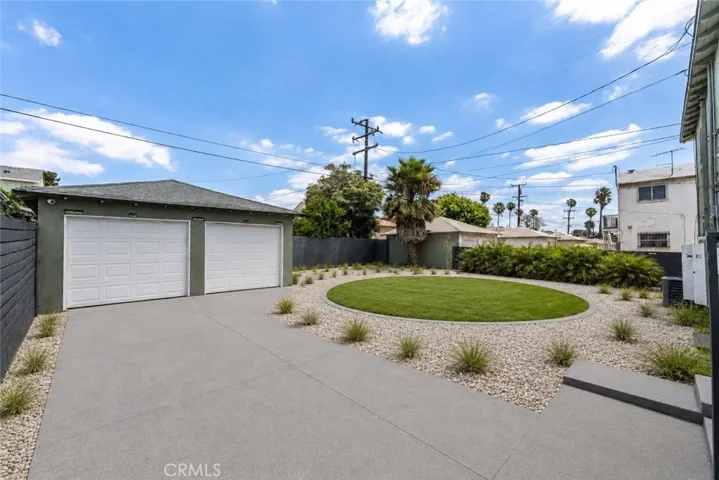 2115 W 103rd Place, Los Angeles, California 90047