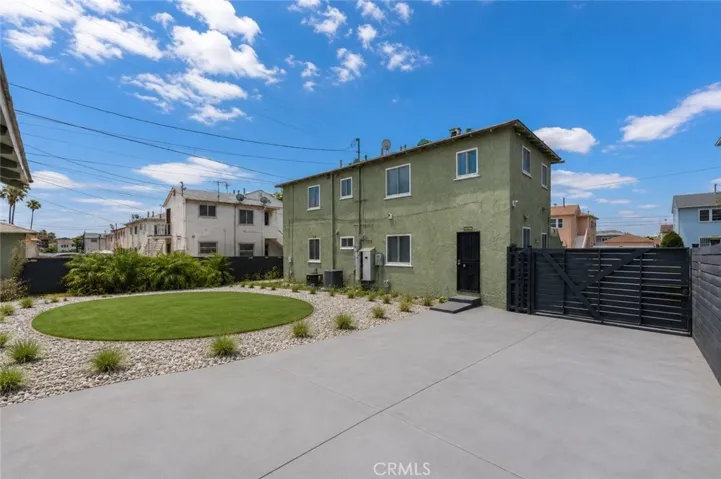 2115 W 103rd Place, Los Angeles, California 90047