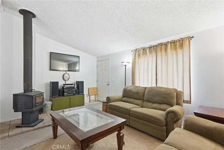 9875 Suey Creek, Santa Maria, California 93454