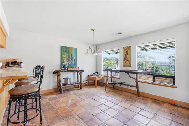 9875 Suey Creek, Santa Maria, California 93454