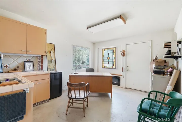 9875 Suey Creek, Santa Maria, California 93454