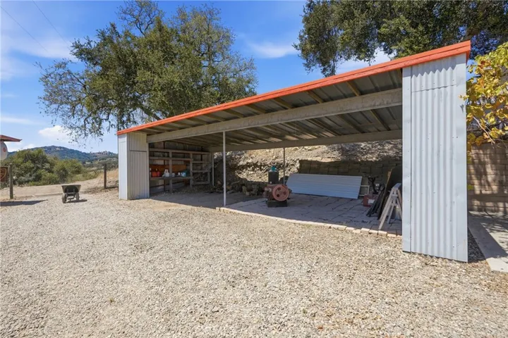 9875 Suey Creek, Santa Maria, California 93454