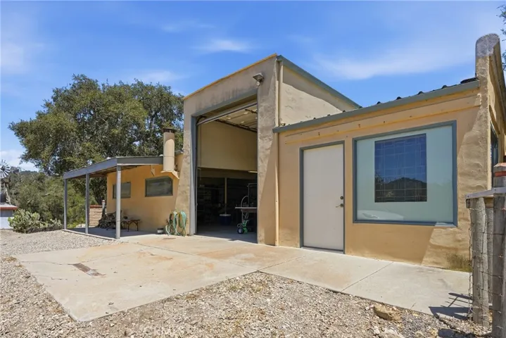 9875 Suey Creek, Santa Maria, California 93454
