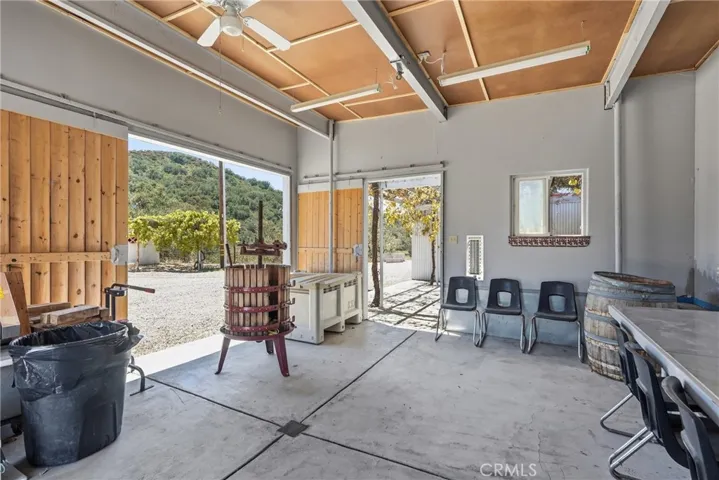 9875 Suey Creek, Santa Maria, California 93454