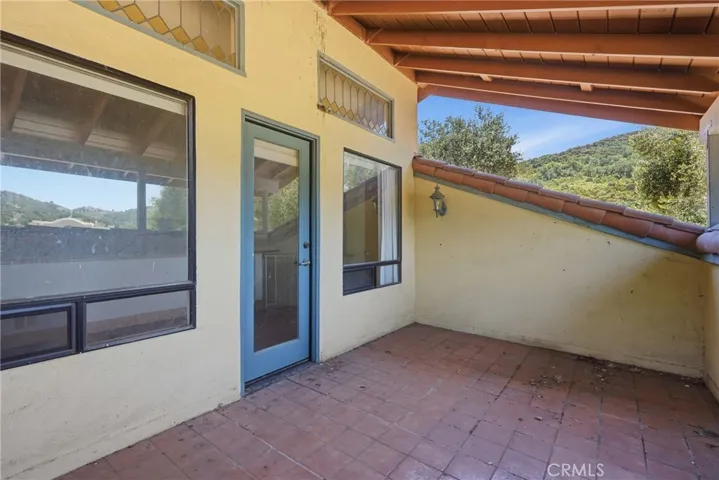 9875 Suey Creek, Santa Maria, California 93454