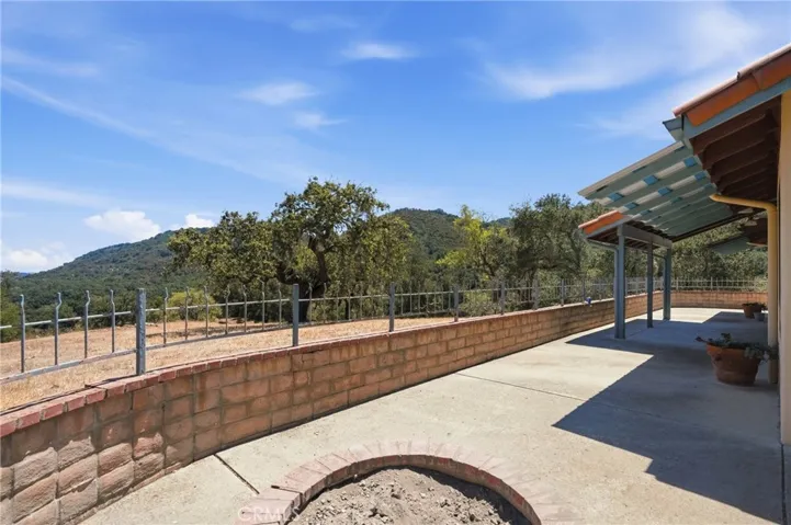 9875 Suey Creek, Santa Maria, California 93454