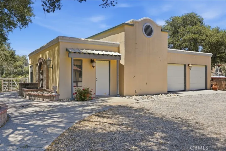 9875 Suey Creek, Santa Maria, California 93454