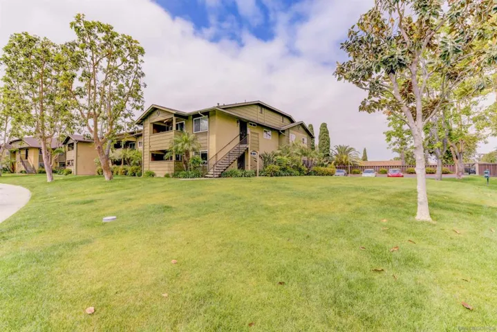 194 Avenida Descanso A, Oceanside, California 92057