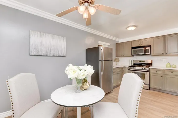 194 Avenida Descanso A, Oceanside, California 92057