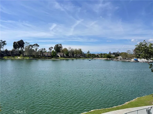 27 Fallingstar 25, Irvine, California 92614