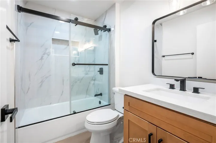 27 Fallingstar 25, Irvine, California 92614