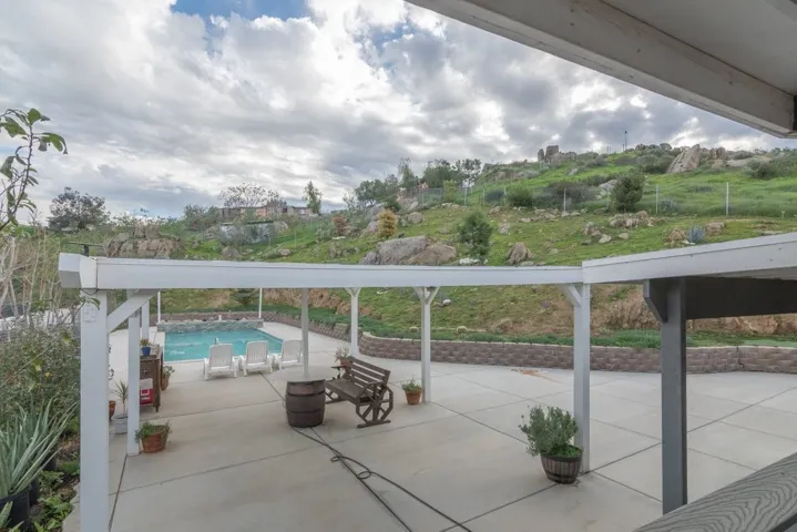 26460 Dale, Hemet, California 92545