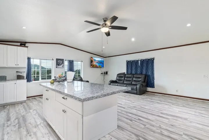 26460 Dale, Hemet, California 92545