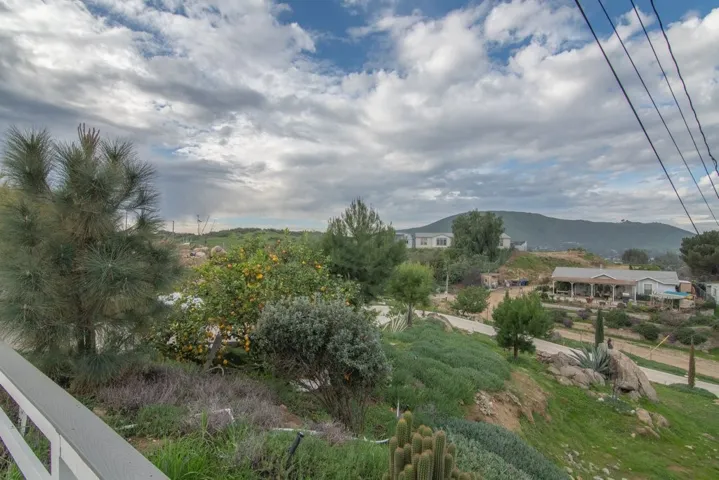 26460 Dale, Hemet, California 92545