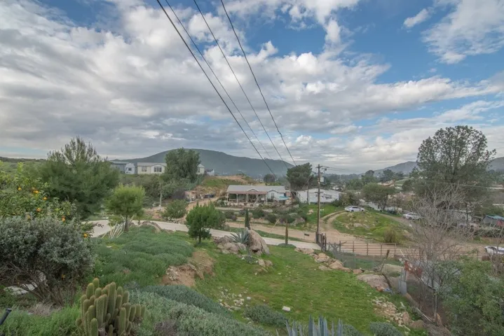 26460 Dale, Hemet, California 92545