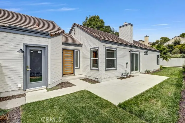 8 Misty Creek, Laguna Hills, California 92653