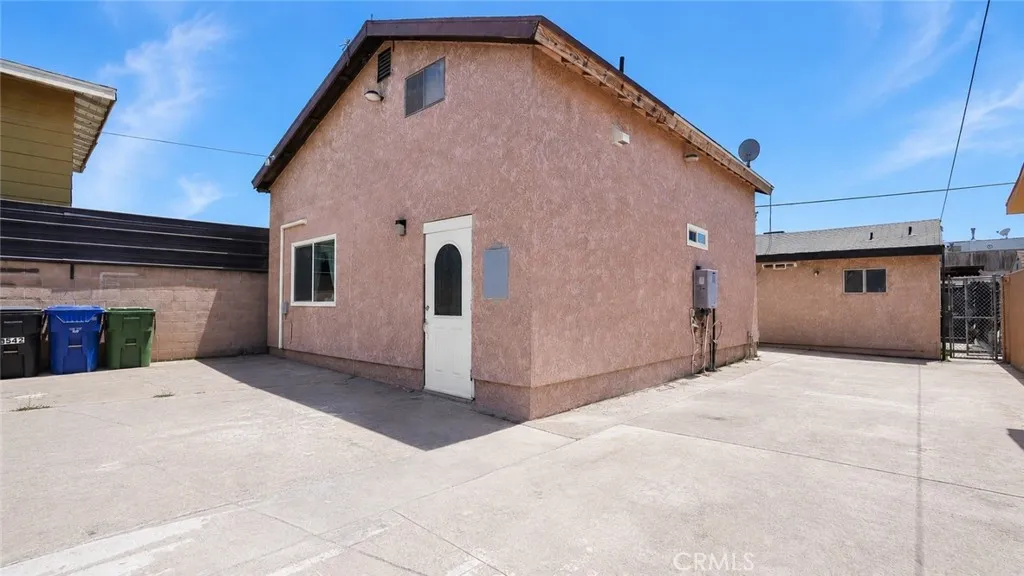 Unit 1544 Front Exterior